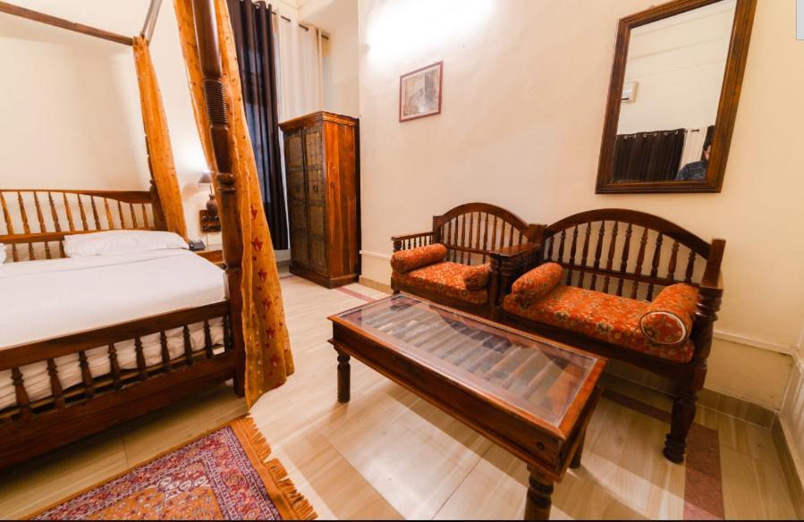 Sisodia Hotel & Resorts Jodhpur  Bagian luar foto